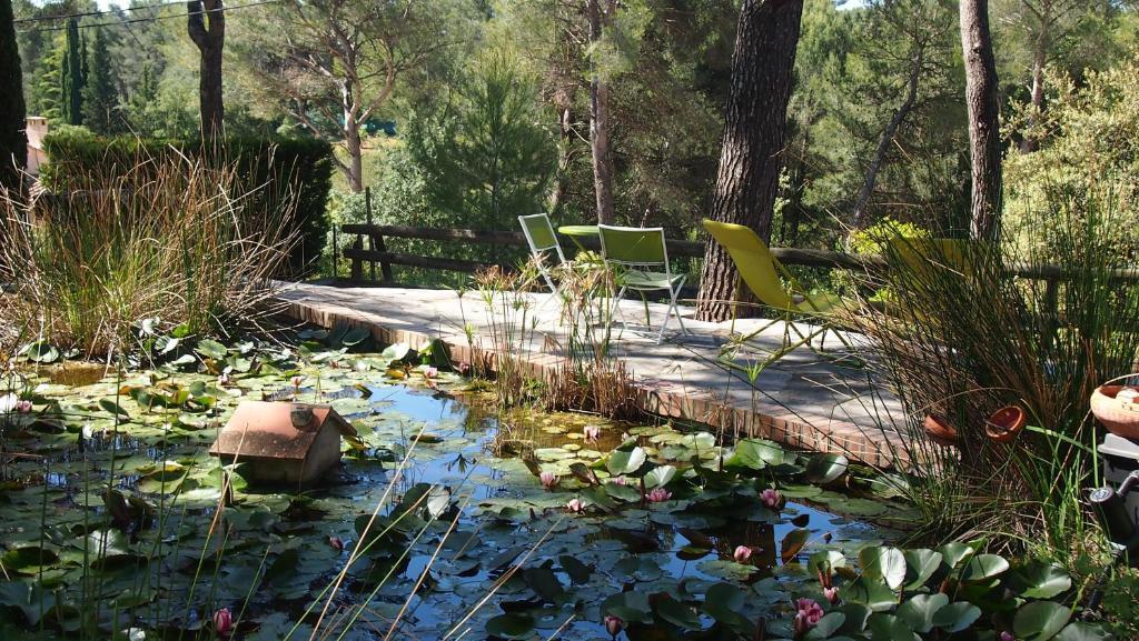 La Cigaliere Hotel Le Beausset Buitenkant foto