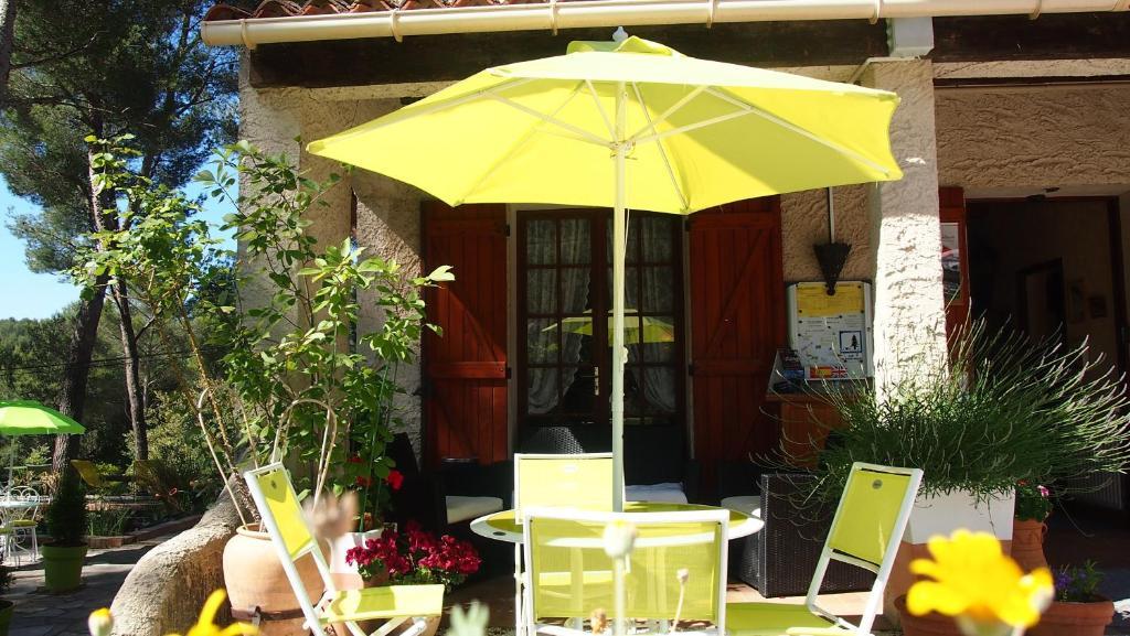 La Cigaliere Hotel Le Beausset Buitenkant foto