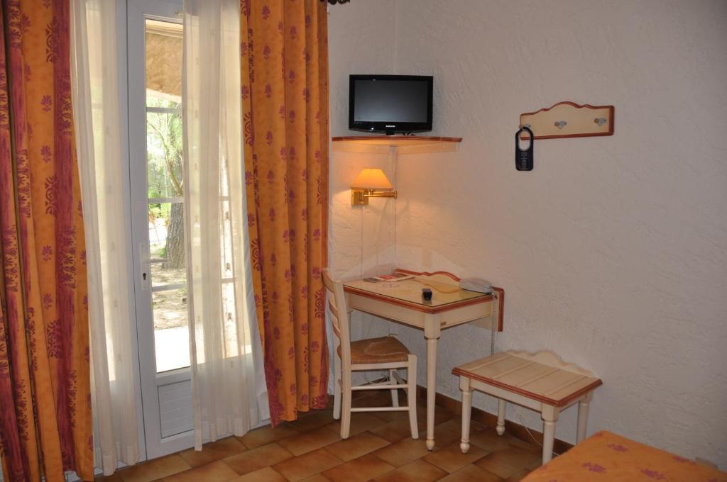 La Cigaliere Hotel Le Beausset Kamer foto
