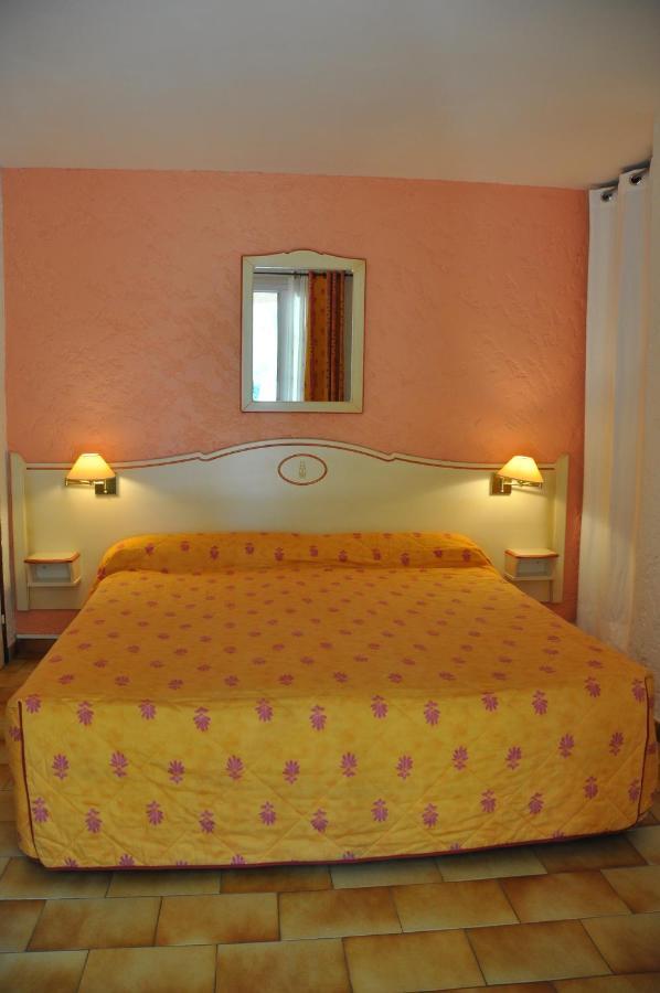 La Cigaliere Hotel Le Beausset Kamer foto